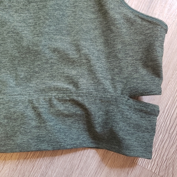 NWOT Outdoor Voices Slashback Crop Top Activewear Small - Picture 4 of 8